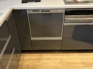 三重キッチン取付け隊　浅型を深型食洗機に取替　施工前